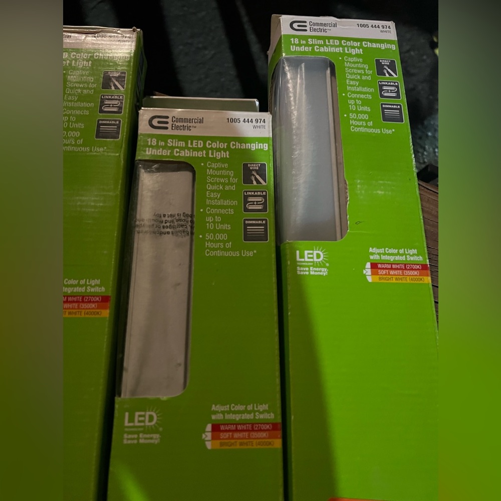 Commercial electric LED under cabinet light